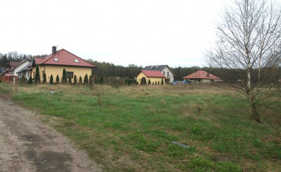 Działka Sprzedaż Załom