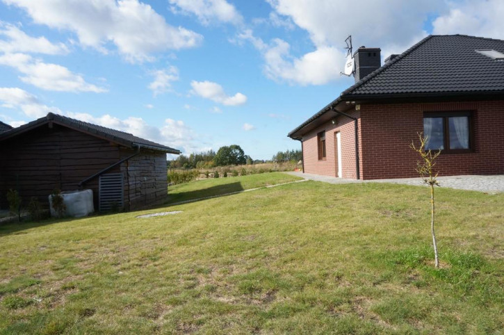 Dom Sprzedaż Białuń 18